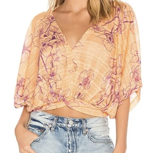 Free People Tops - Free People One Dance Coral Floral Cropped dolman sleeve V-neck shirt XS EUC